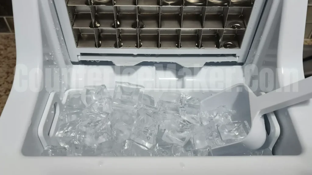 a countertop clear ice maker